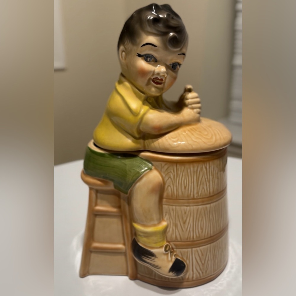 Regal Co 1940s Vintage 12” inch Cookie Jar Boy Churning Butter on Stool